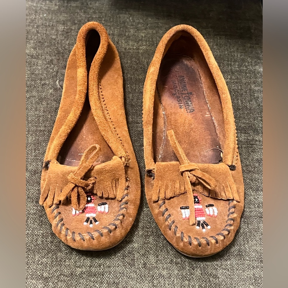 Minnetonka Tan Moccasins with Embroidery GUC
